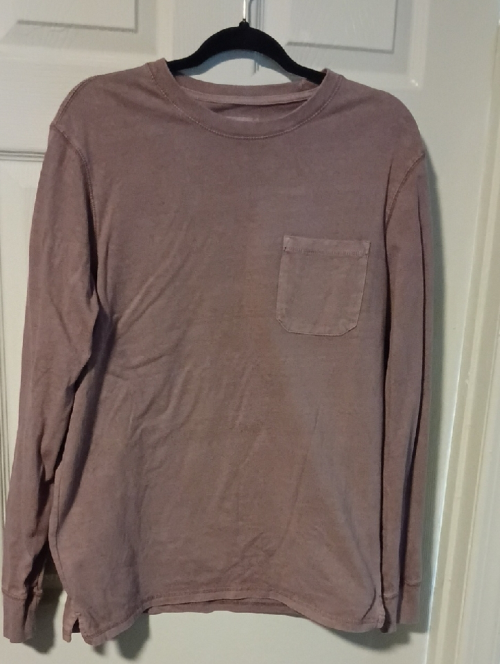 Goodfellow & Co Men's Long-Sleeve Pocket Tee in Dusty Mauve